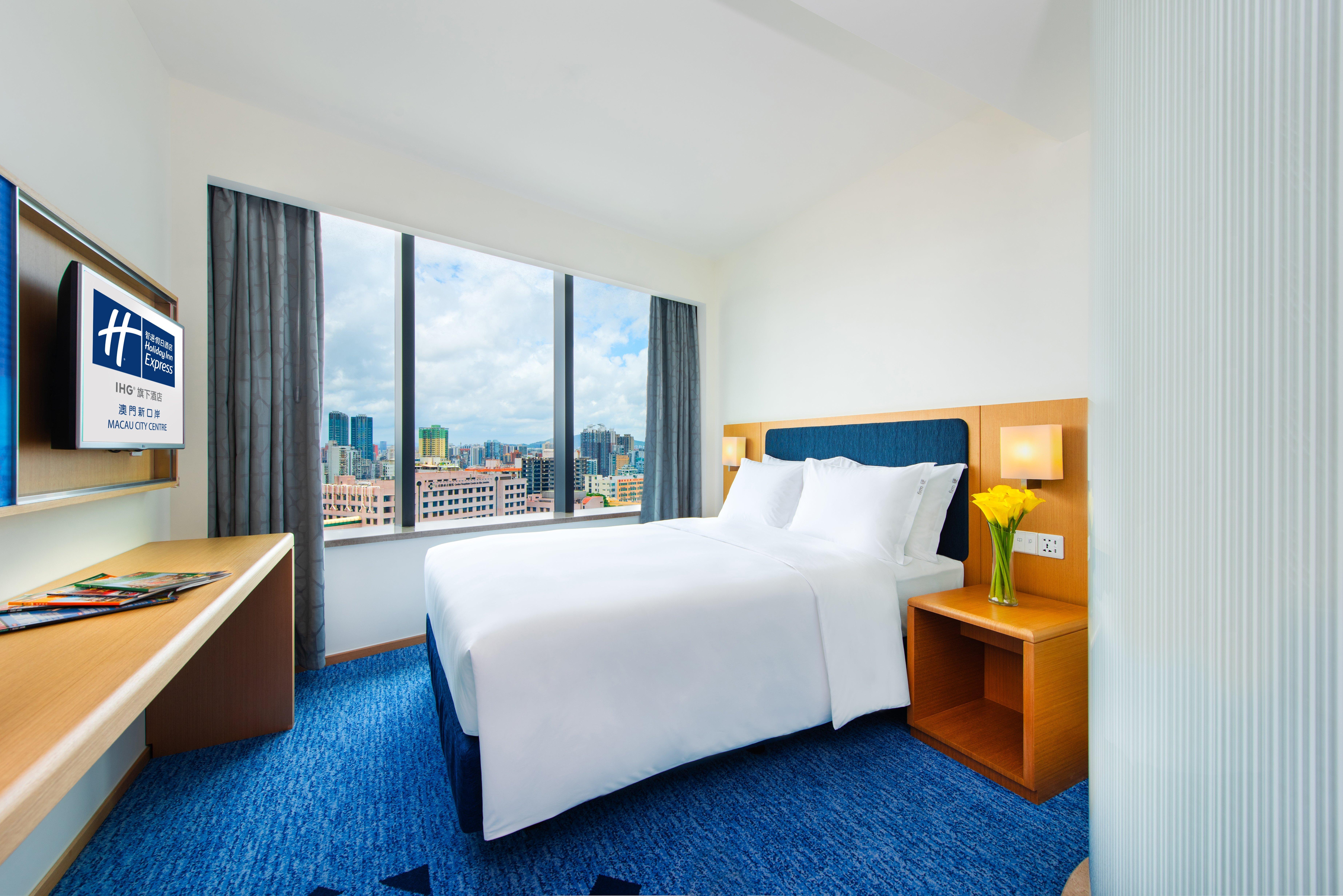 Holiday Inn Express Macau City Centre By Ihg Exterior photo