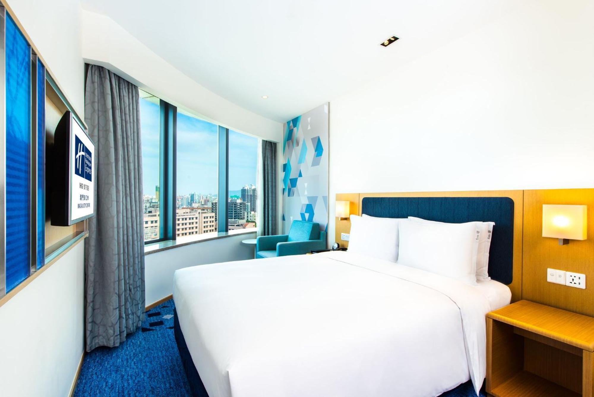 Holiday Inn Express Macau City Centre By Ihg Exterior photo