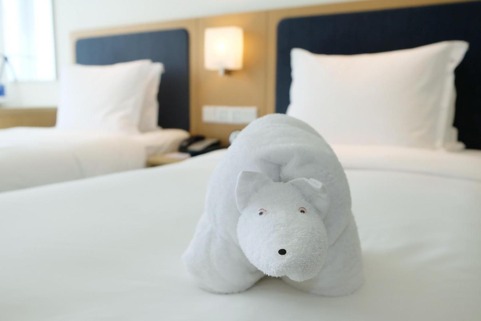 Holiday Inn Express Macau City Centre By Ihg Exterior photo
