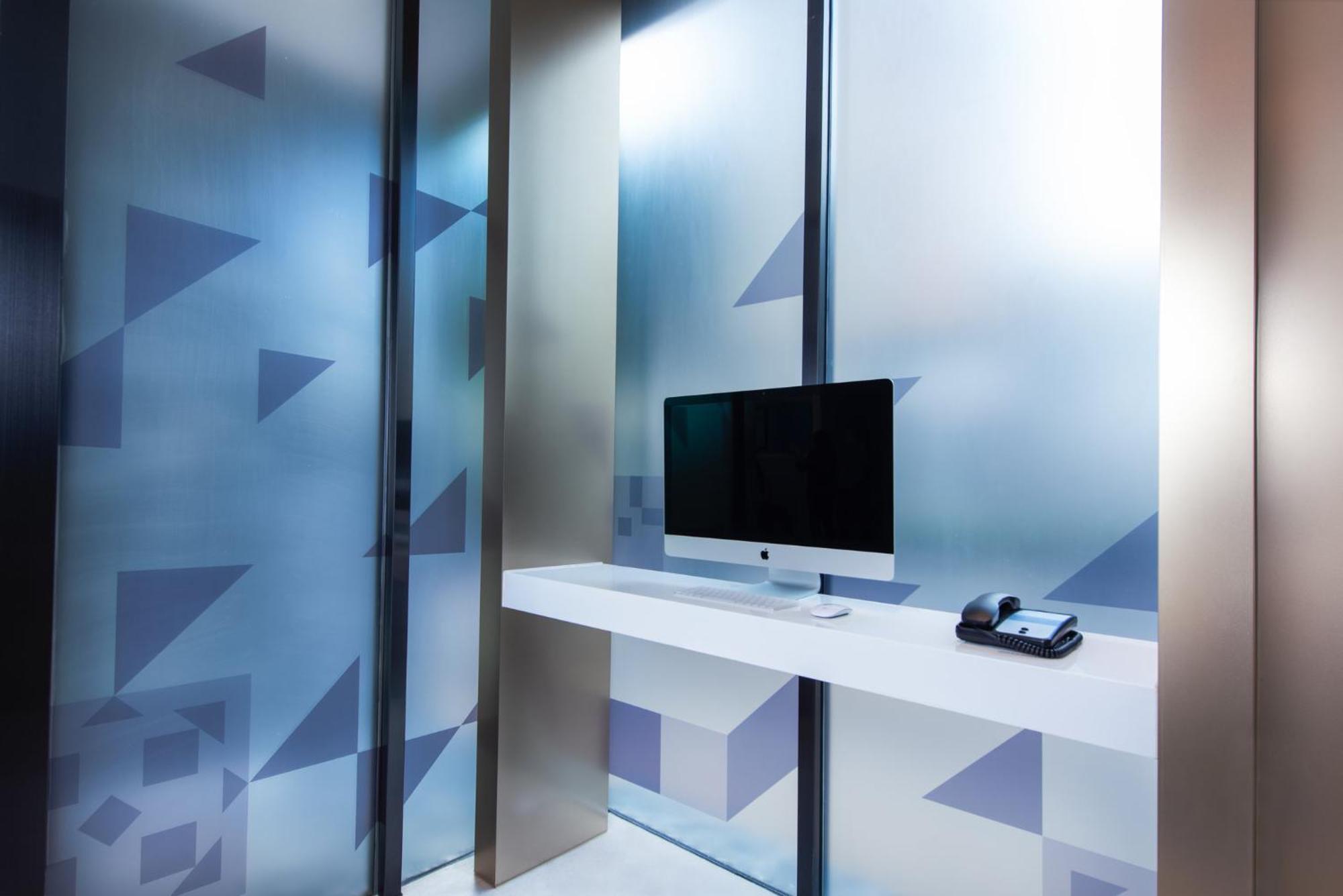 Holiday Inn Express Macau City Centre By Ihg Exterior photo